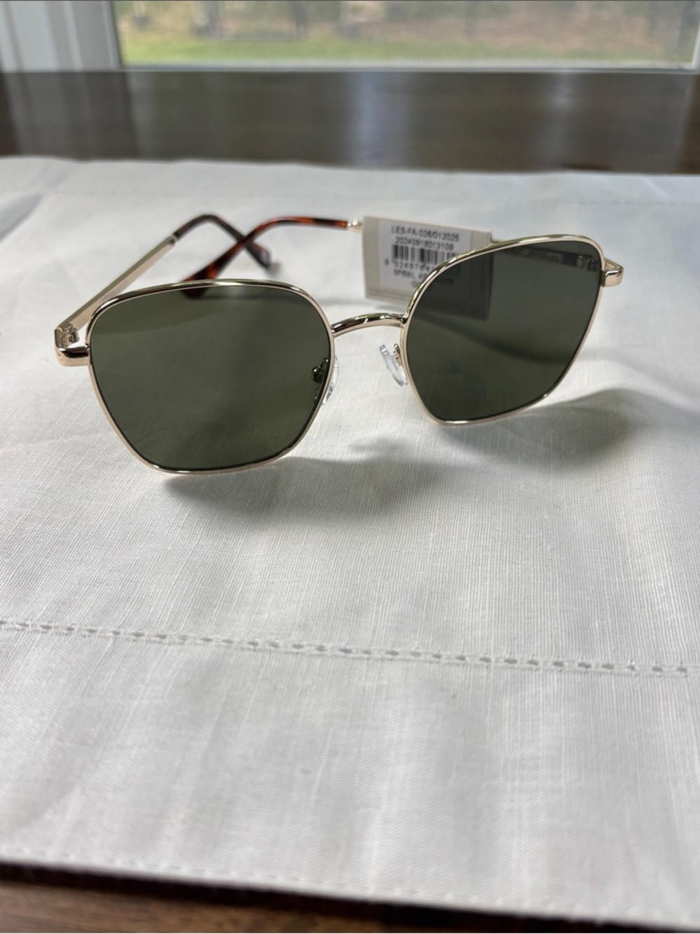Aire Women's Gold Metal Sunglasses with Green Lenses NWT